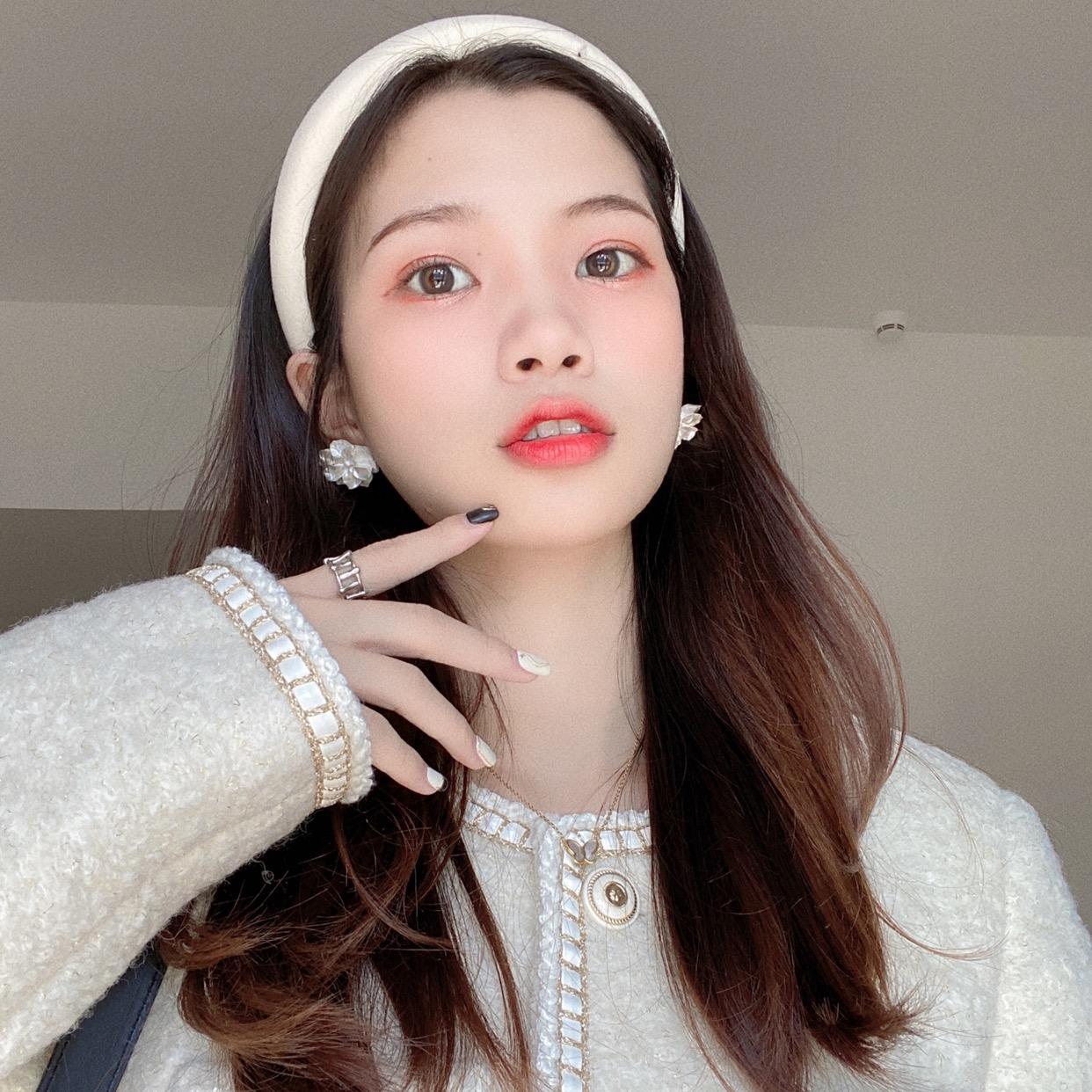 七七美妆颜选头像