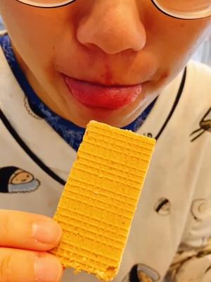 对天发誓，这个日本豆乳威化太好次了#零食 #吃货 #网红零食 #美食 #饼干