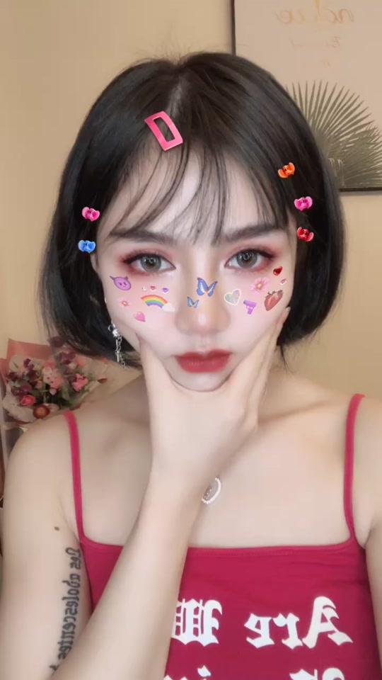 猫女林#美到巅峰是什么样 满脸贴纸哈哈