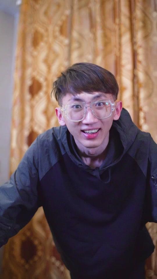 vk不省心大爷 - 我不信你们还能找出破绽.