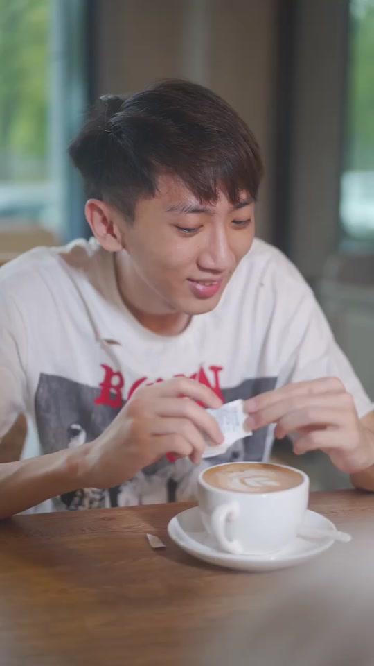 尬演七段: 我知道你为啥单身了.@李大嗓