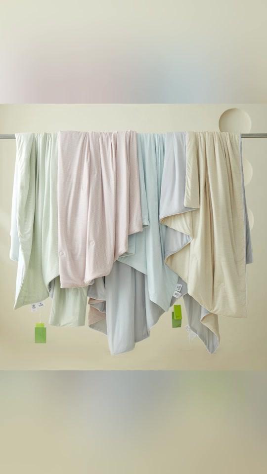 家居赛道文案素材 - 果色夏凉被 一眼心动的清凉感！ #夏日好物 #清凉必备 #家居好物分享 #高颜值床品 #可水洗空调被 - 慢养小美好作品