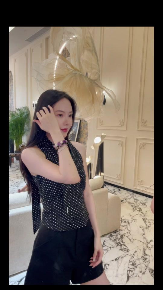 手链赛道文案素材 - 休息日VLOG | Mark一些美女味很浓的淡人手链 #volg日常 #手串 #搭配 #日常 #日常vlog - 绽木ZENMU作品
