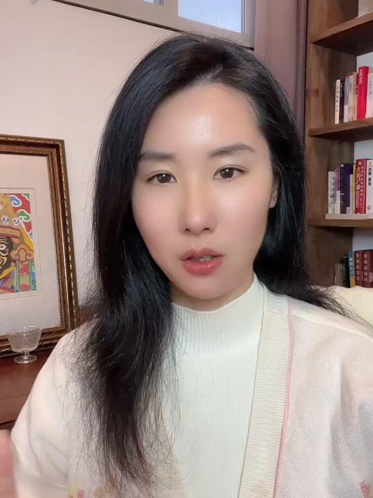 个人成长赛道文案素材 - 没有能力的慈悲，就是软柿子作恶 #女性独立 #人性 #女性智慧 #个人成长 #人性智慧 - 东方起澜作品