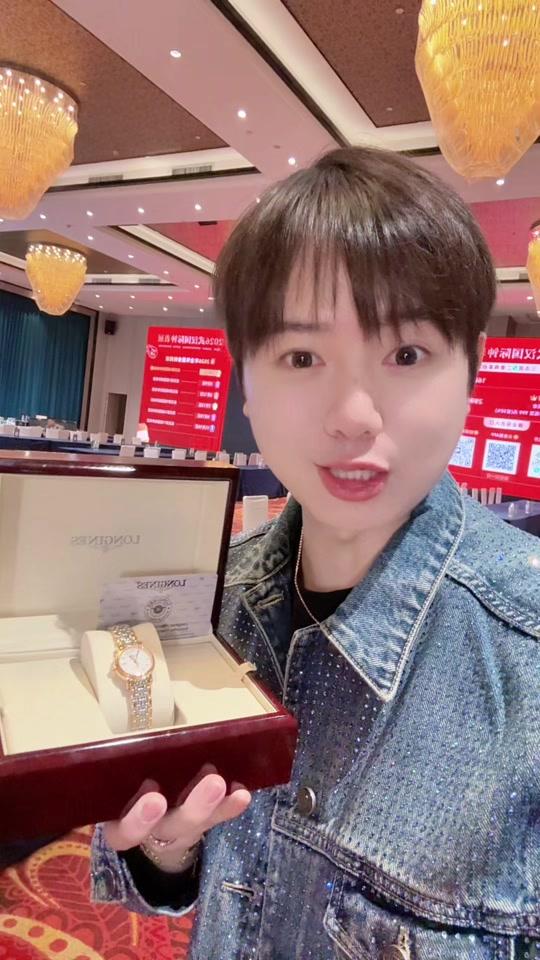 二手奢侈赛道文案素材 - 浪琴手表 100多拿下#浪琴#手表 #女表#二手奢侈品 - 斑鸠九月（2026巡回表展）作品