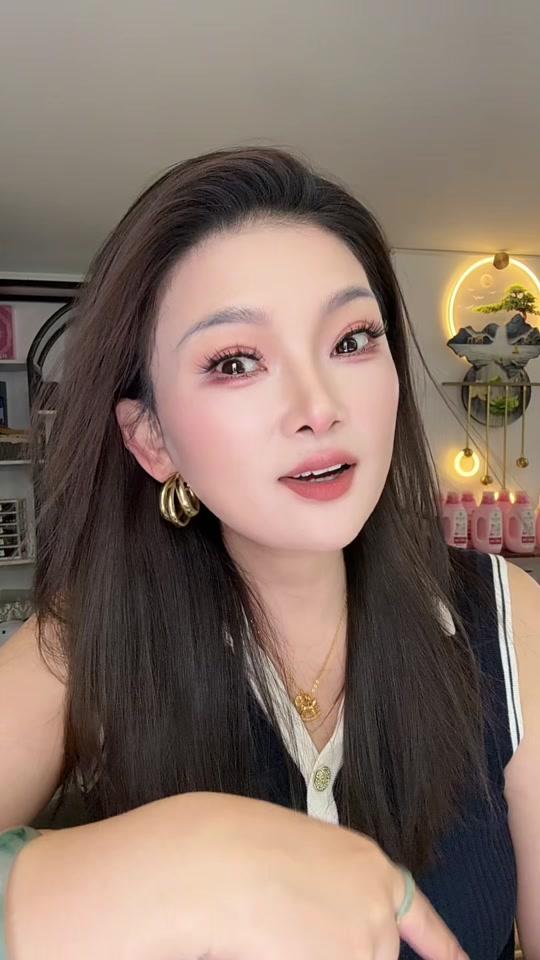 汽车贴膜文案素材 - 你就抱着试一试的心态,敷40分钟左右,前后拍照做对比去#眼膜 #眼膜贴 #眼膜推荐 #眼周护理 #自用好物分享 - 沫儿美妆作品