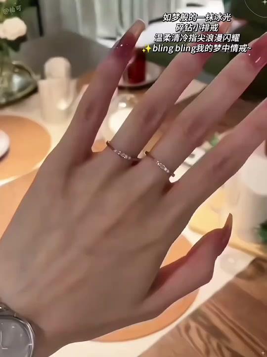 戒指赛道文案素材 - #好物推荐 合金戒指 高级感素圈食指戒指环简约闪钻戒指女小众设计精致轻奢 #戒指 #小众戒指 #戒指推荐 #素圈戒指 - 阿文之家作品
