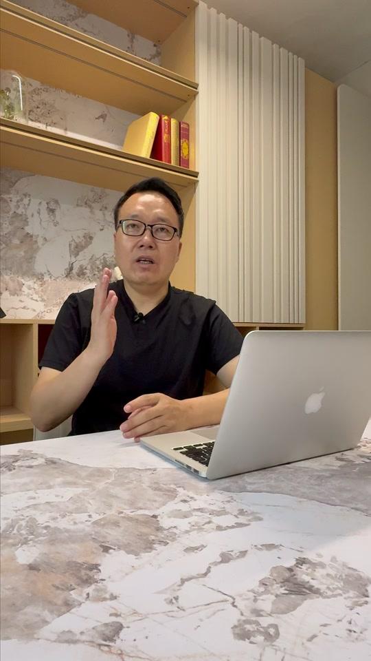 全屋定制文案素材 - 全屋定制省空间 or 浪费空间?看完不踩坑 #全屋定制 #沈阳源头工厂 #高定木作 #装修避坑 #诺美特 - 诺美特全屋定制作品