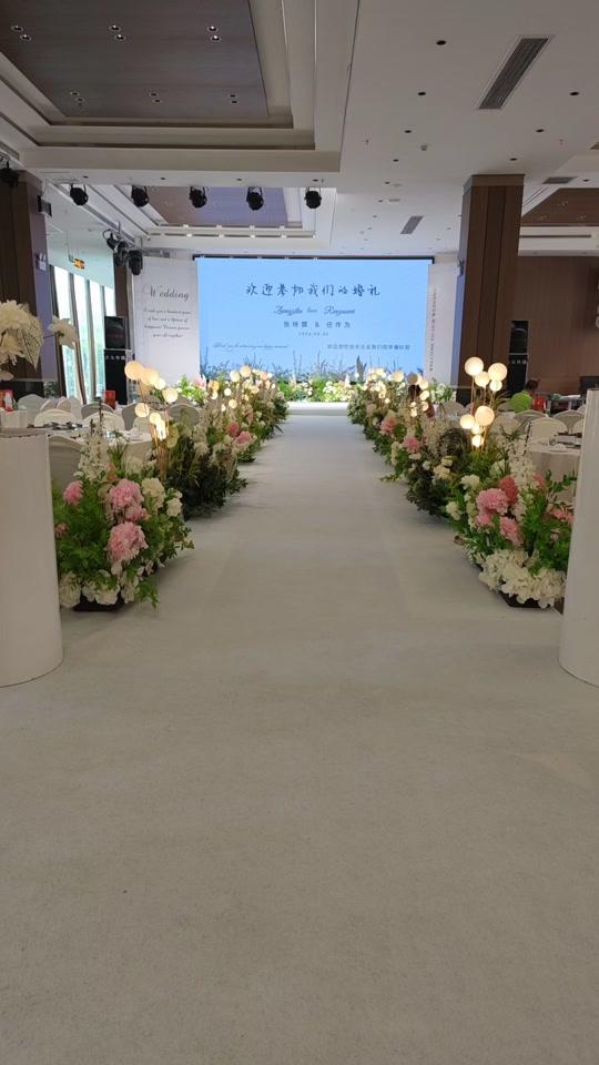 婚庆赛道文案素材 - #婚礼策划专业布置 #用心做好每一场婚礼 - 公安大众传媒作品