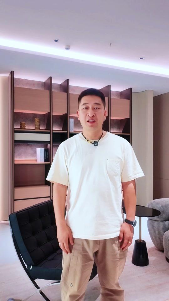 全屋定制文案素材 - 全屋定制安装翻车大合集 全屋定制安装现场翻车到底会翻车在哪些地方?一分钟讲明白!#全屋定制安装现场 #全屋定制衣柜安装 #全屋定制避坑 #全屋定制 - 略懂定制沈阳老高作品