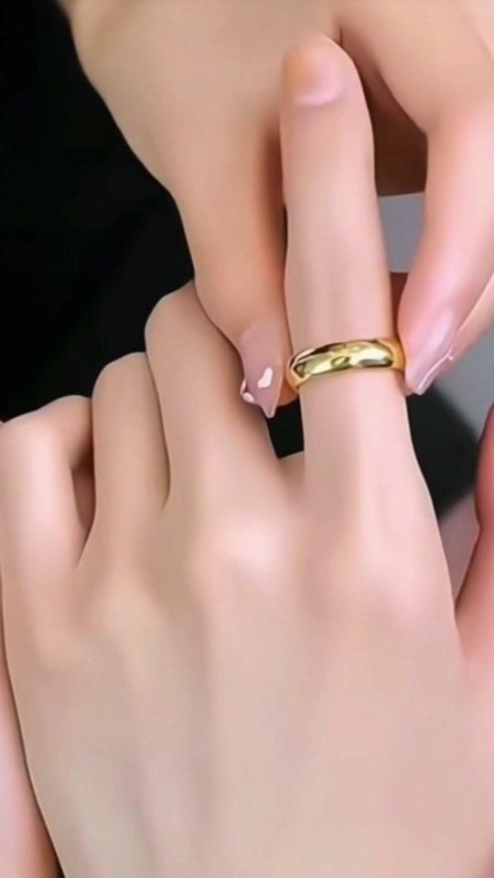 戒指赛道文案素材 - #戒指 #光面素圈戒指 #戒指推荐 #百搭戒指 #指环扣 - 芒果3橱窗作品