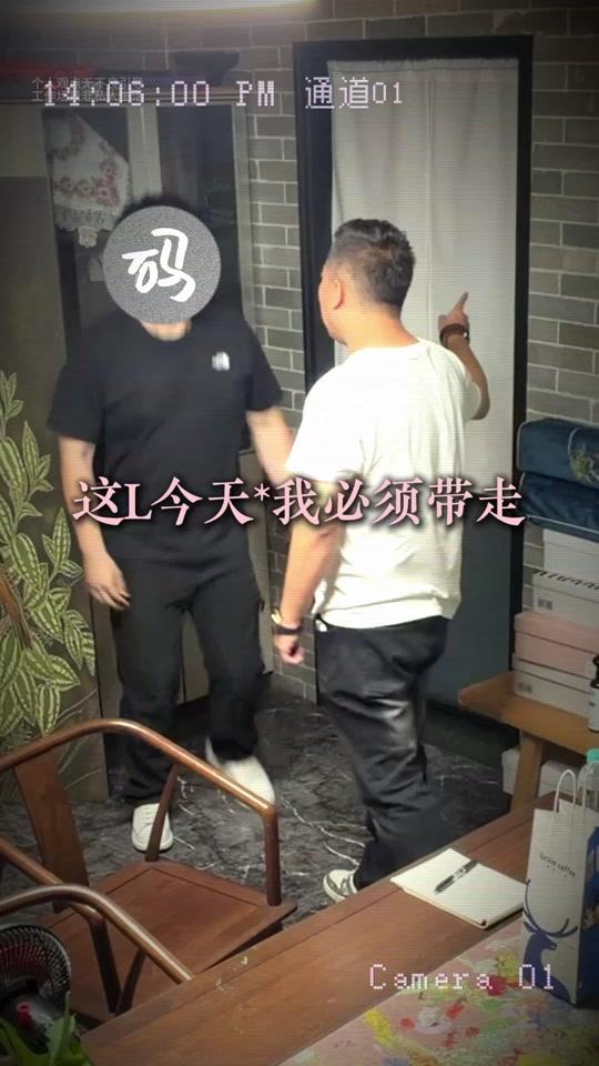 二手奢侈赛道文案素材 - 为了个包，至于吗？ #二奢回收 #二奢日常 #脸都不要了 #二奢大程子 #二手奢侈品 - 二奢大程子作品